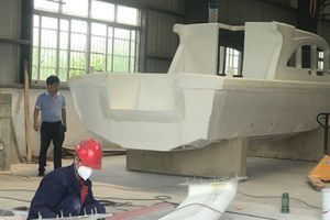 船上刷原子灰-10年不脱落好施工[邦昵涂料]