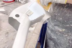 铁架子做油漆用什么原子灰-施工方便干得快[邦昵涂料]