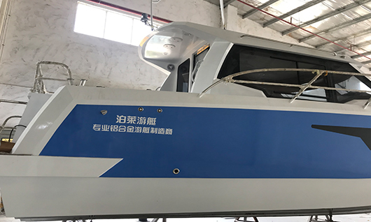 游艇油漆面漆.jpg